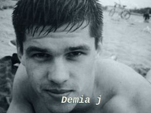 Demia_j