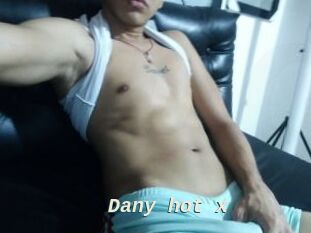 dany_hot_x x baise gratuite