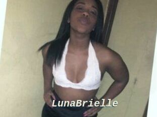 Luna_Brielle