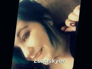 Lunaskyee