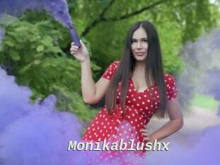 Monikablushx