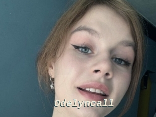 odelyncall x baise gratuite